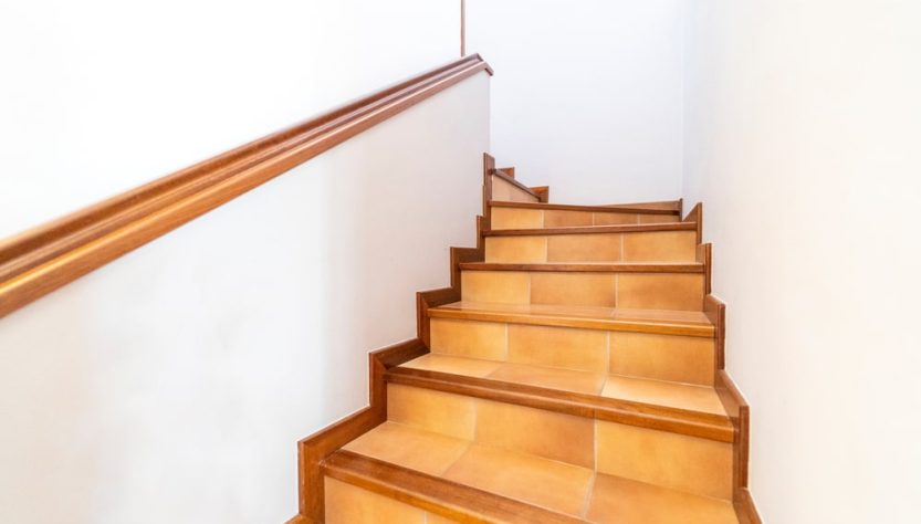 Technique et astuce pour installer un nez de marche pour carrelage