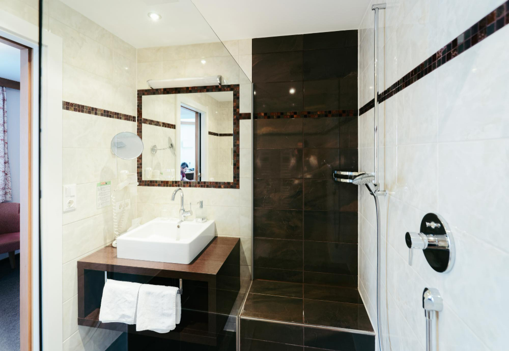 Modèle de douche sans porte est la solution pour votre salle de bain.jpg